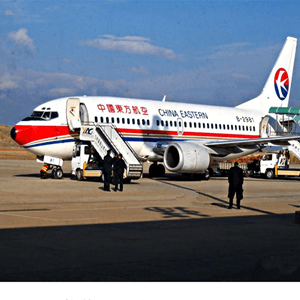 唐山航空运输航空快运业稳步发展的原因是什么？